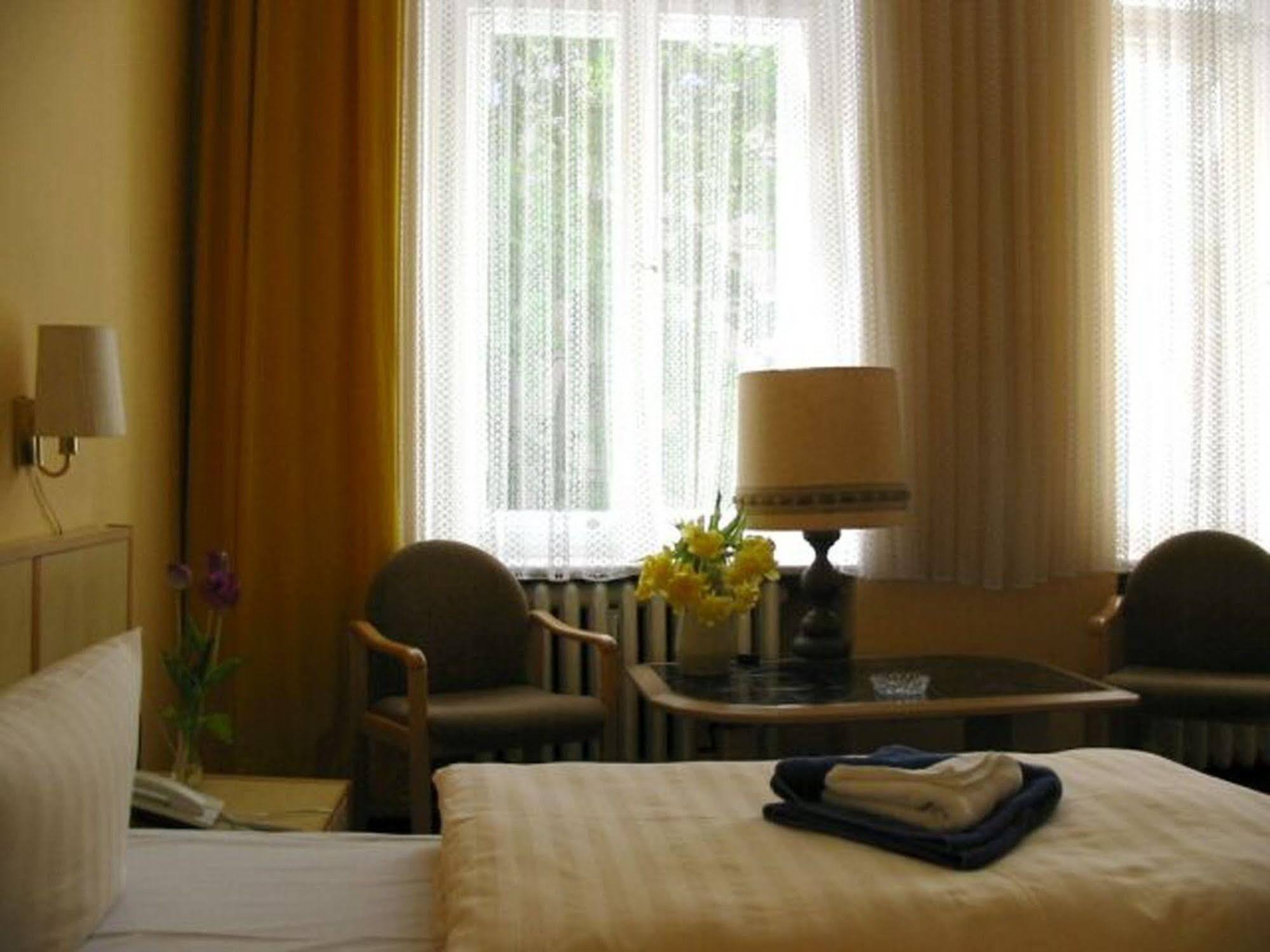 Hotel-Pension Spree Berlín Exteriér fotografie